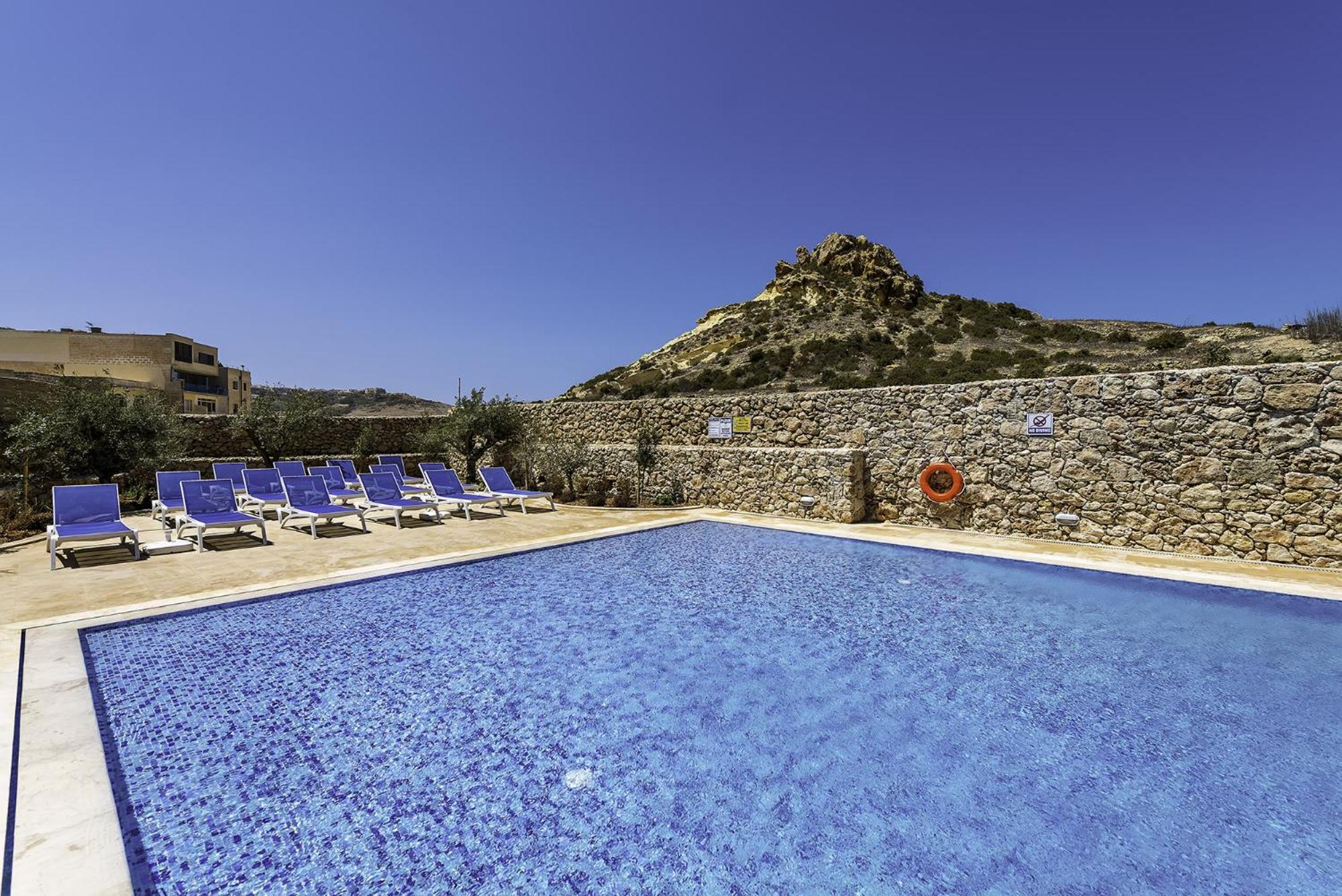 Marsalforn Hillock Residence Apartments מראה חיצוני תמונה